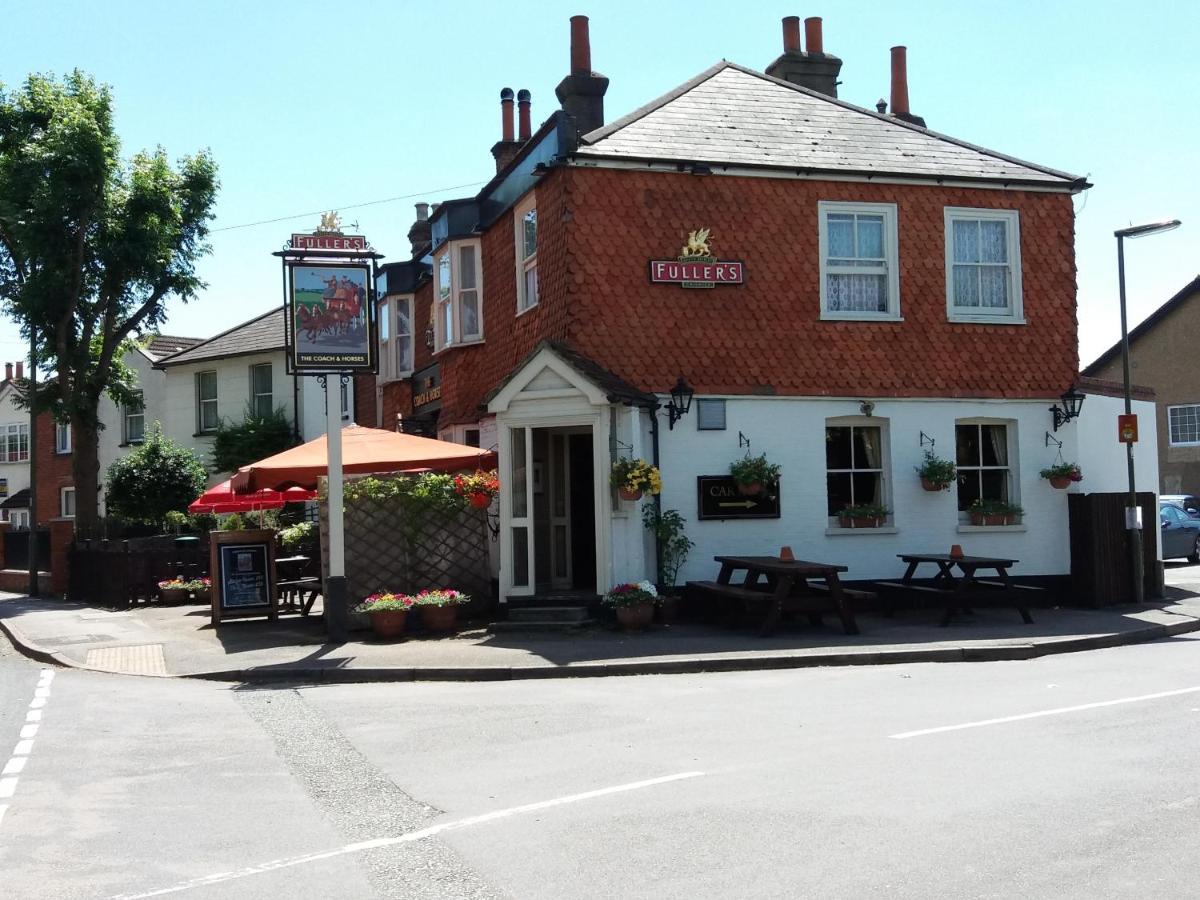 Coach And Horses *